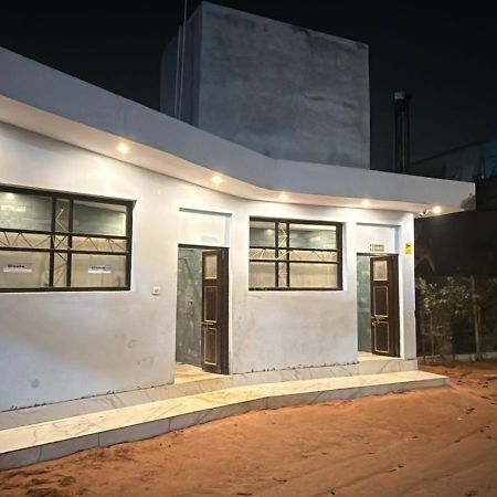Arail Tent City Kumbh Cottage Mahakumbh -Near Arail Ghat And Naini Station Allāhābād Junction Exteriör bild