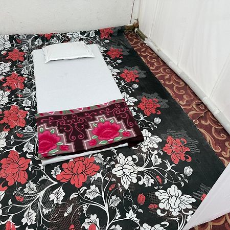 Arail Tent City Kumbh Cottage Mahakumbh -Near Arail Ghat And Naini Station Allāhābād Junction Exteriör bild