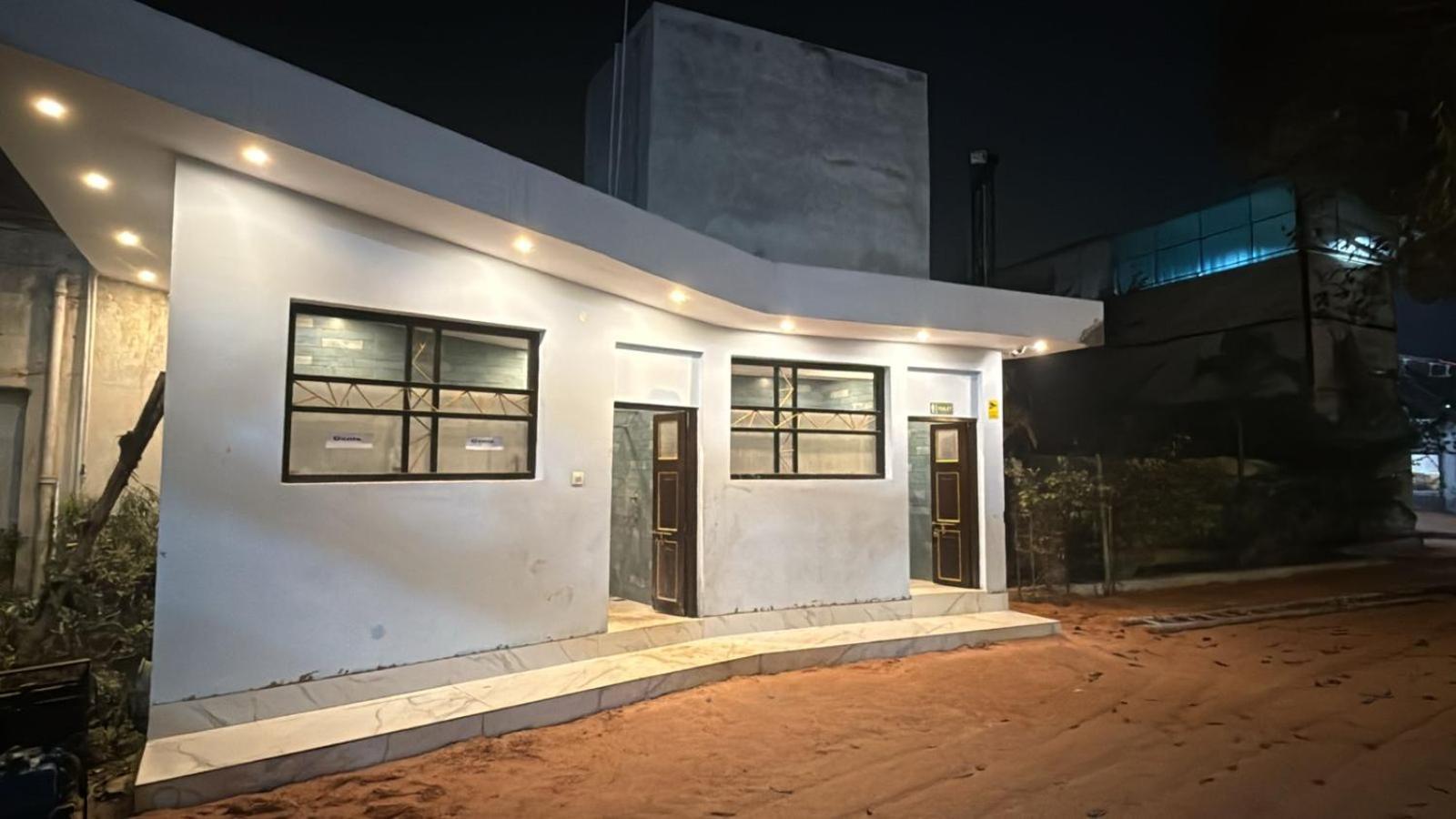 Arail Tent City Kumbh Cottage Mahakumbh -Near Arail Ghat And Naini Station Allāhābād Junction Exteriör bild
