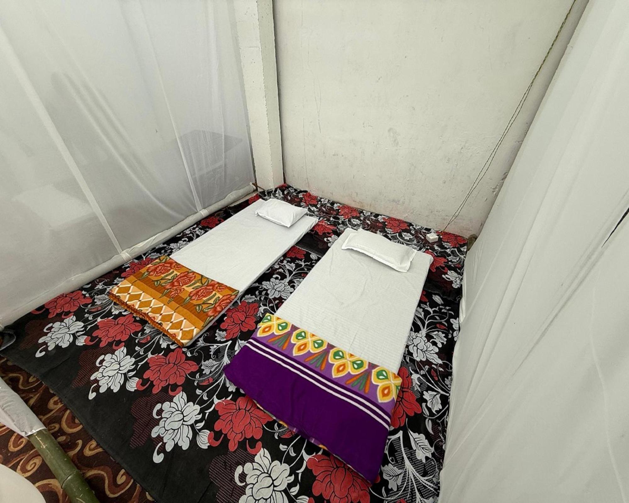 Arail Tent City Kumbh Cottage Mahakumbh -Near Arail Ghat And Naini Station Allāhābād Junction Exteriör bild